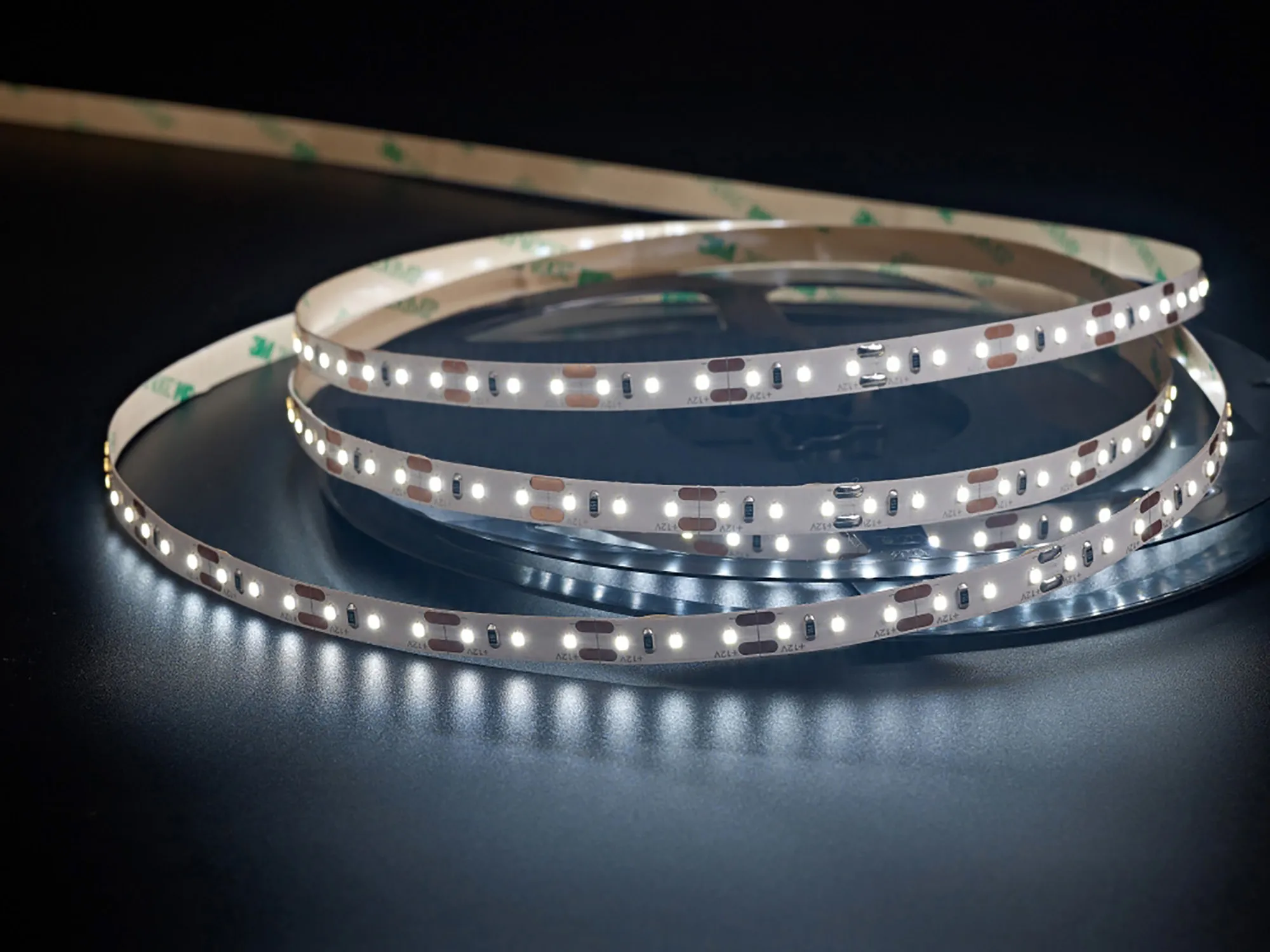 Axios Premium 5mx8mm 12V 48W LED Strip 800lm/m 6000K IP20 DX700014  Dlux Axios Premium
